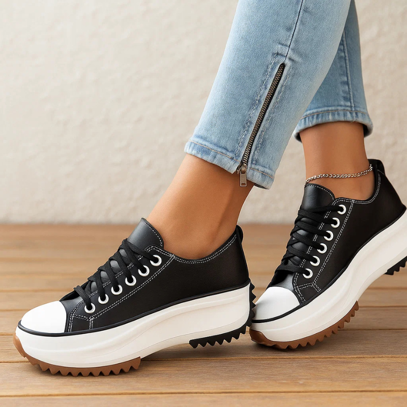 Beverly Retro Sneakers