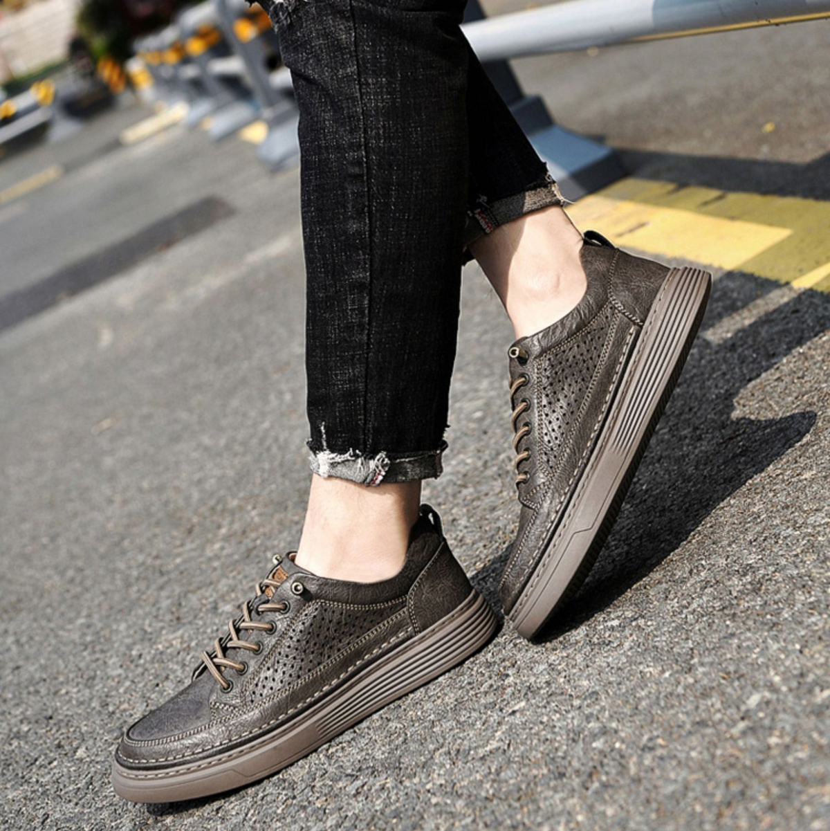 Vento Genuine Leather Sneakers