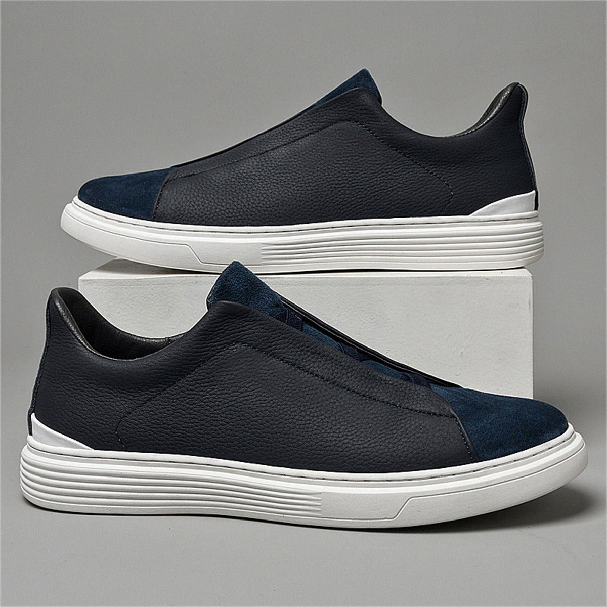 Chelsea Premium Sneakers